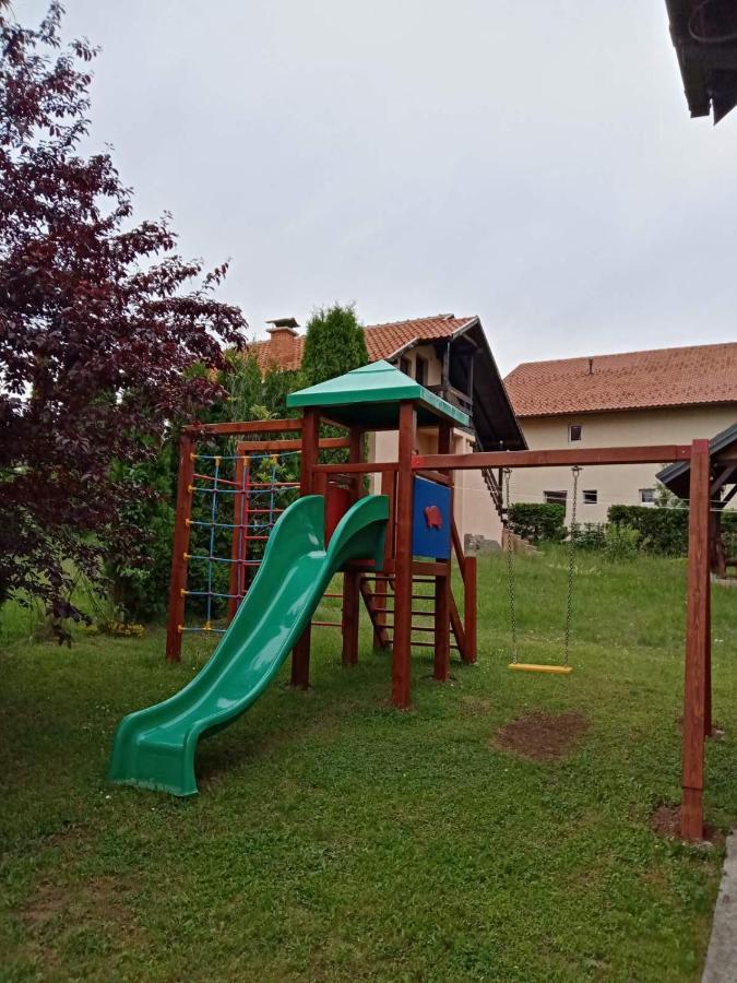 Vila Dukic 兹拉蒂博尔 外观 照片